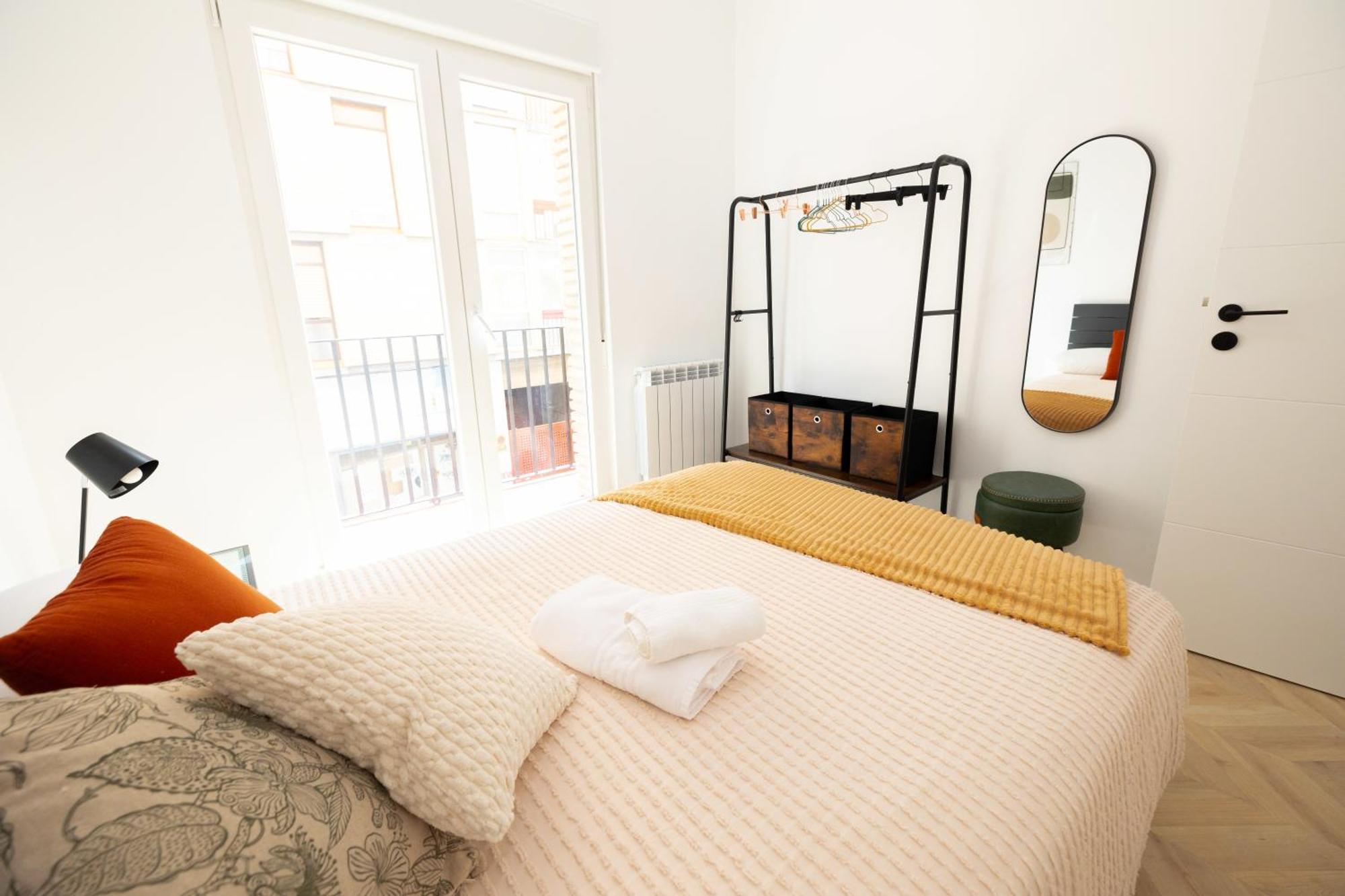 Ruata Del Pilar Turistea Appartement Zaragoza Buitenkant foto